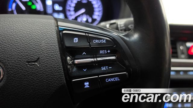 Hyundai Grandeur 2018 — photo 22