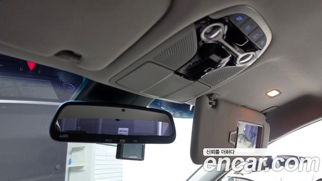 Hyundai Grandeur 2018 — photo 25
