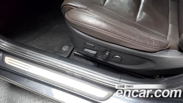Hyundai Grandeur 2018 — photo 31