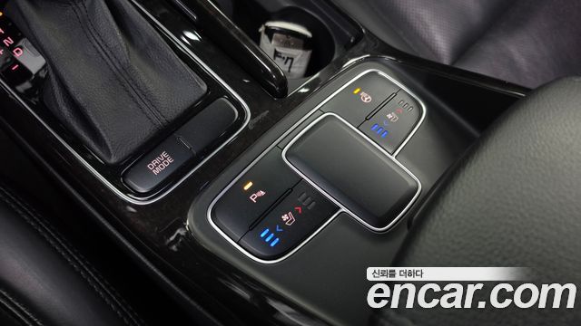 Kia K7 2013 — photo 22