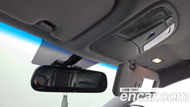 Kia K7 2013 — photo 24