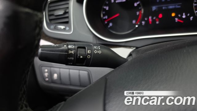 Kia K7 2013 — photo 28