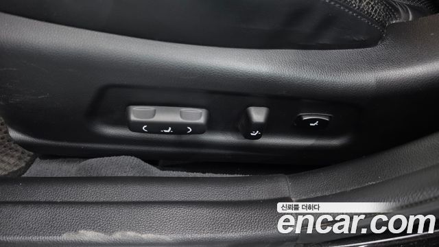 Kia K7 2013 — photo 32