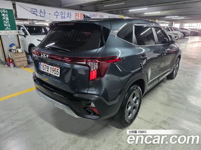 Kia Seltos 2023 — photo 2