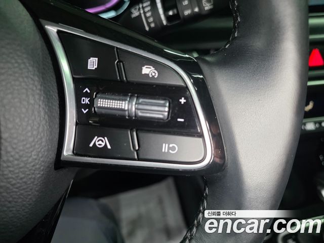 Kia Seltos 2023 — photo 12