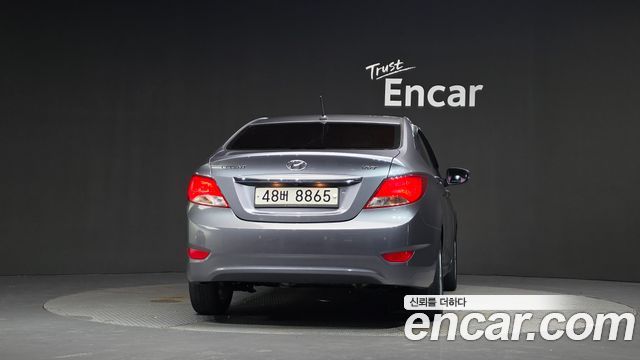 Hyundai Accent 2015 — photo 4