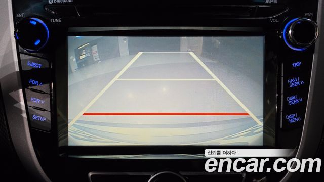 Hyundai Accent 2015 — photo 15