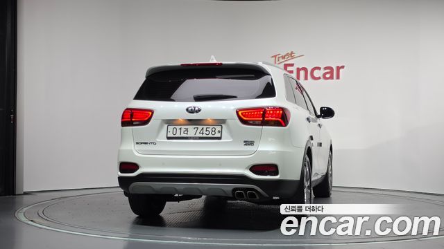 Kia Sorento 2018 — photo 4