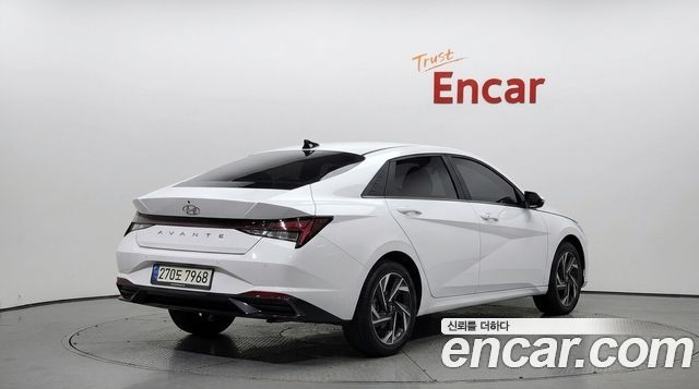 Hyundai AVANTE 2024 — photo 2