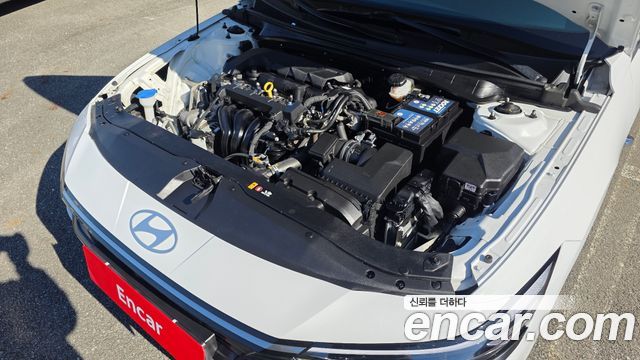 Hyundai AVANTE 2024 — photo 6