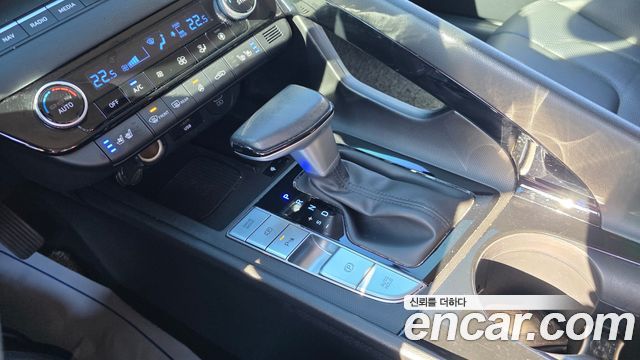 Hyundai AVANTE 2024 — photo 9