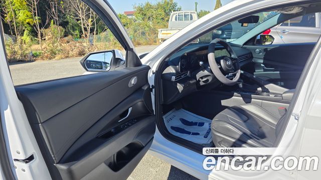Hyundai AVANTE 2024 — photo 10