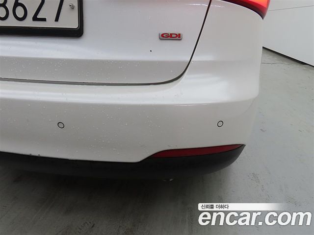 Kia K3 2013 — photo 18