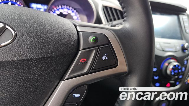 Hyundai Veloster 2017 — photo 22
