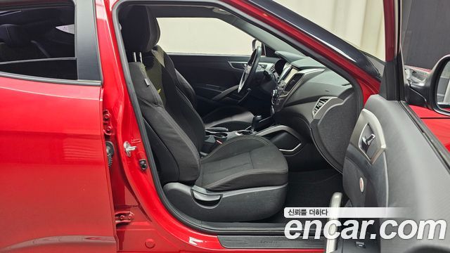 Hyundai Veloster 2017 — photo 16