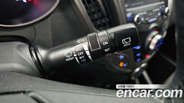 Hyundai Veloster 2017 — photo 28