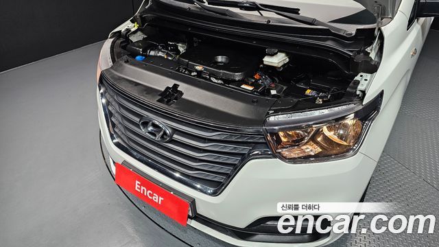 Hyundai Starex 2020 — photo 6