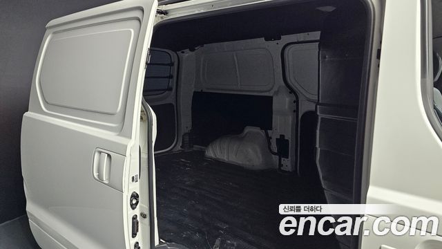Hyundai Starex 2020 — photo 11