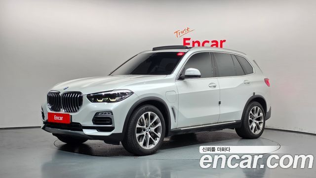 BMW X5 2021 — photo 1