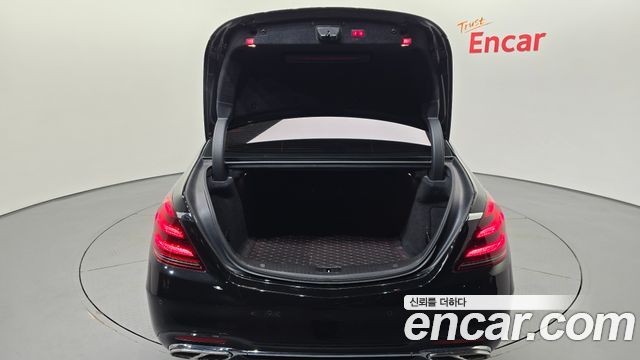 Mercedes-Benz S-Class 2020 — photo 24