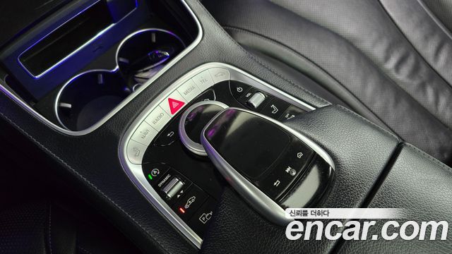 Mercedes-Benz S-Class 2020 — photo 25