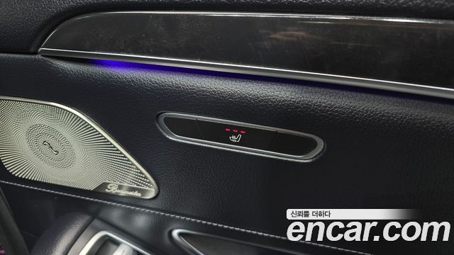 Mercedes-Benz S-Class 2020 — photo 26