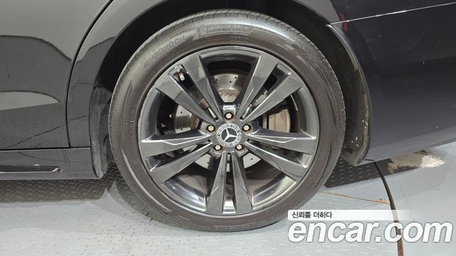 Mercedes-Benz S-Class 2020 — photo 7