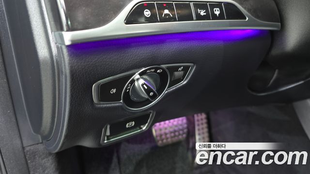Mercedes-Benz S-Class 2020 — photo 29