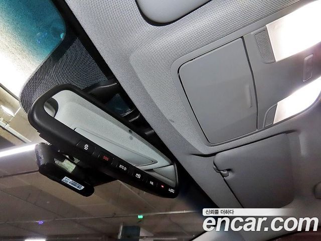 Hyundai AVANTE 2019 — photo 17