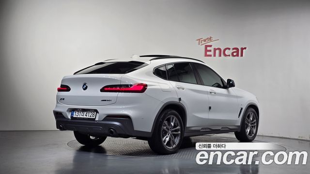BMW X4 2021 — photo 2