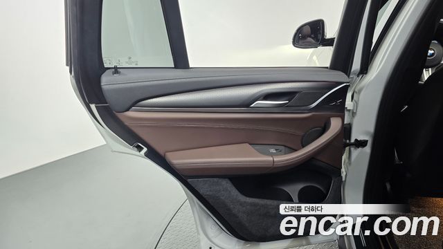 BMW X4 2021 — photo 15