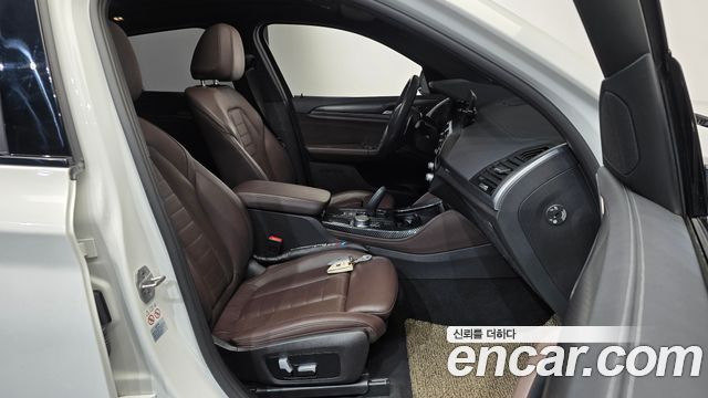 BMW X4 2021 — photo 16