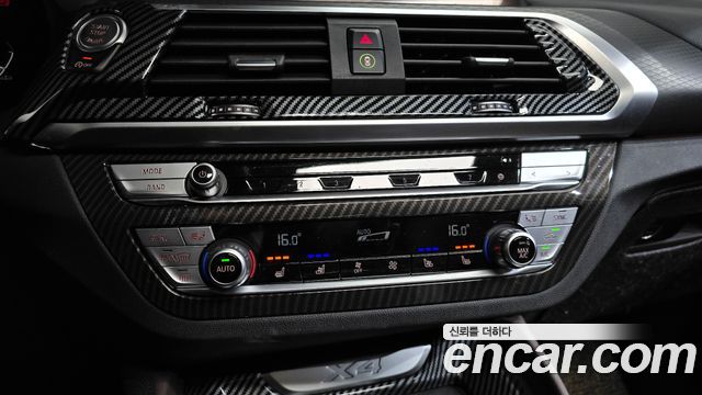 BMW X4 2021 — photo 31