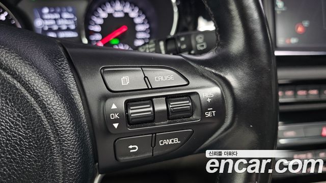 Kia Canival 2018 — photo 19
