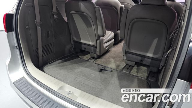 Kia Canival 2018 — photo 27
