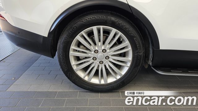 Land Rover Discovery 2020 — photo 5