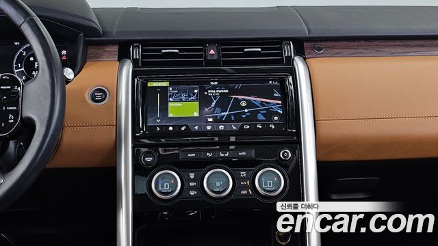 Land Rover Discovery 2020 — photo 20
