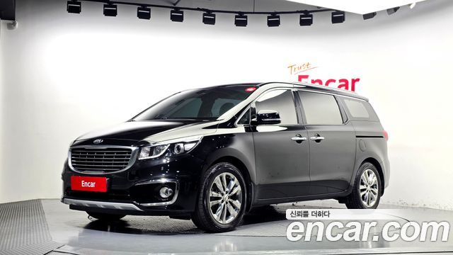Kia Canival 2016 — photo 1