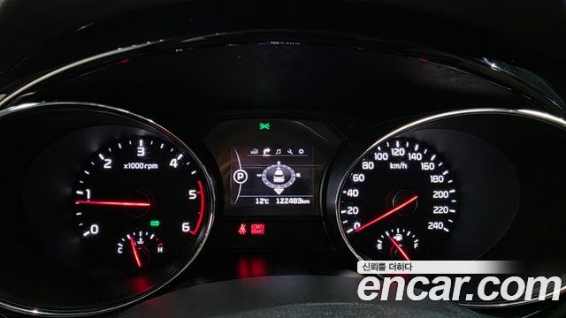 Kia Canival 2016 — photo 11