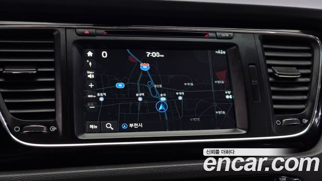 Kia Canival 2016 — photo 28