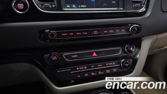 Kia Canival 2016 — photo 34