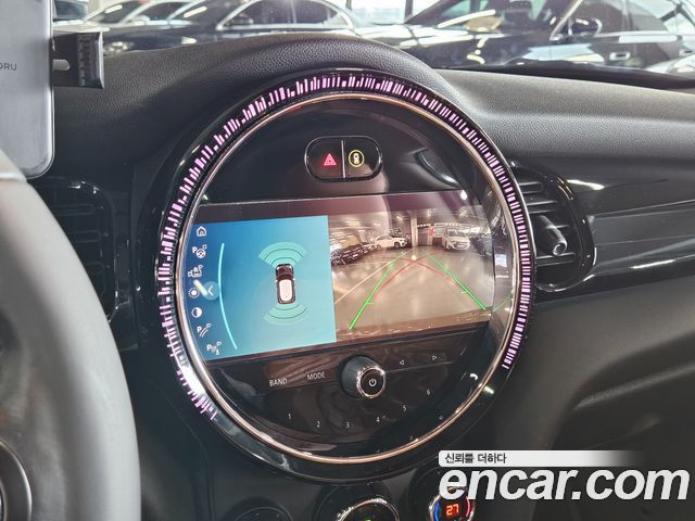 Mini Cooper 2022 — photo 9