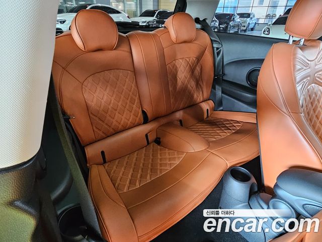 Mini Cooper 2022 — photo 14