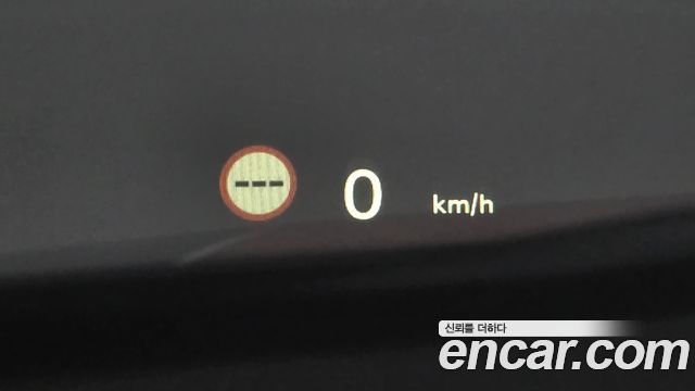 Mini Cooper Convertible 2024 — photo 23