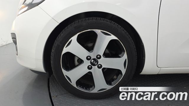 Kia pride 2014 — photo 5