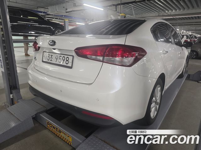 Kia K3 2017 — photo 4