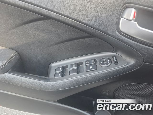 Kia K3 2017 — photo 7