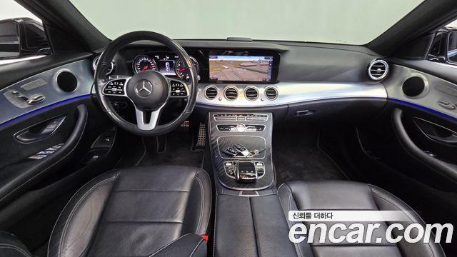 Mercedes-Benz E-Class 2020 — photo 7