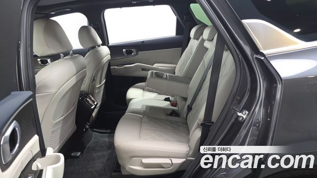 Kia Sorento 2023 — photo 18