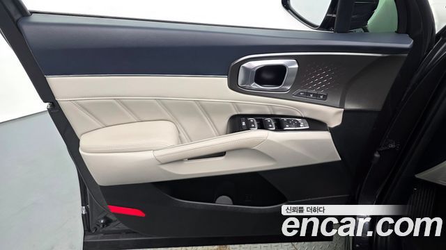 Kia Sorento 2023 — photo 14